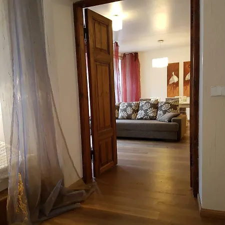 Old Town アパート *